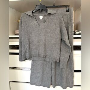 A New Day Gray Ribbed Knit Lounge Set Sweater and Cropped Pants